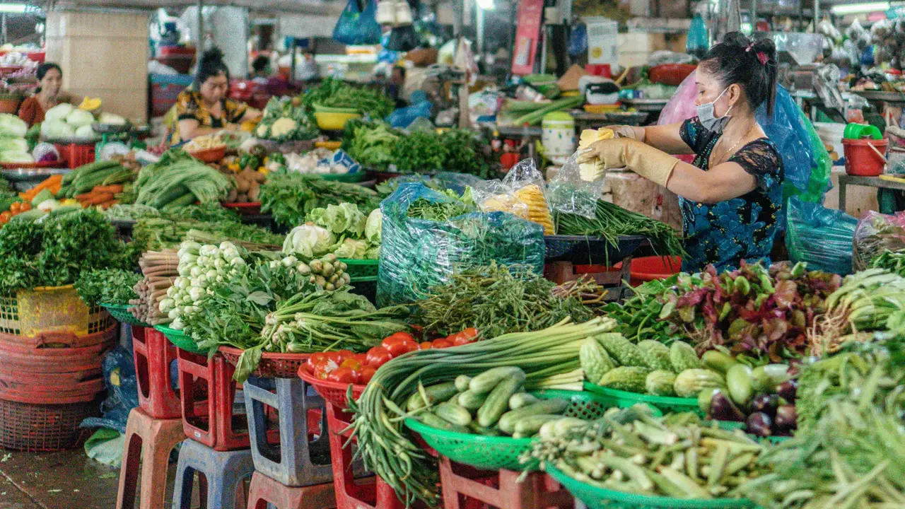 Can Tho Local Markets: Food, Culture & Local Life