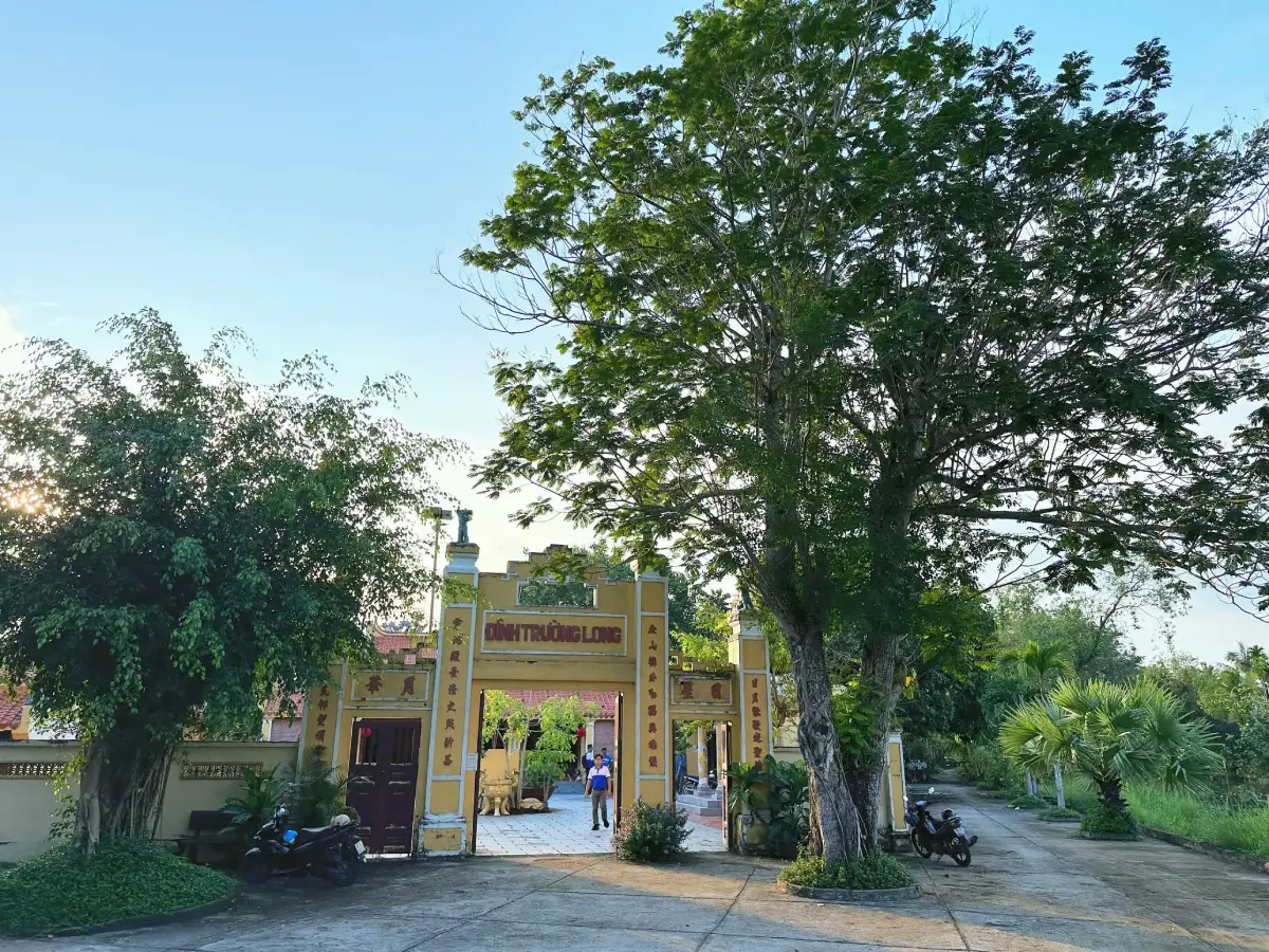 Visit Truong Long Communal House in the Mekong Delta and discover the rich cultural heritage, traditional architecture, and spiritual life of local communities. This historic landmark offers visitors a deeper understanding of southern Vietnam’s history, customs, and village traditions.
