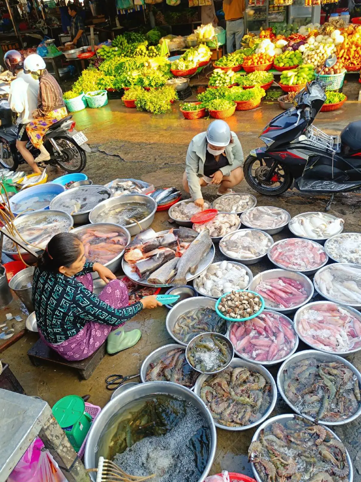 Can Tho Local Markets: Food, Culture & Local Life