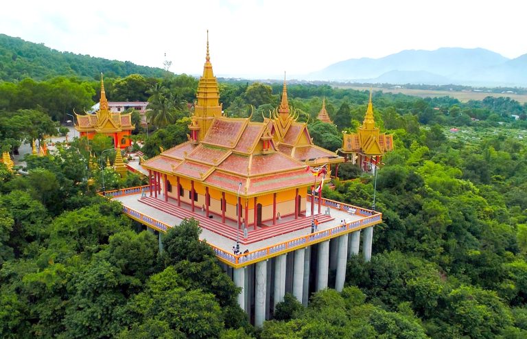 Mekong Delta Tour 3D2N: Sa Dec – Can Tho – Chau Doc