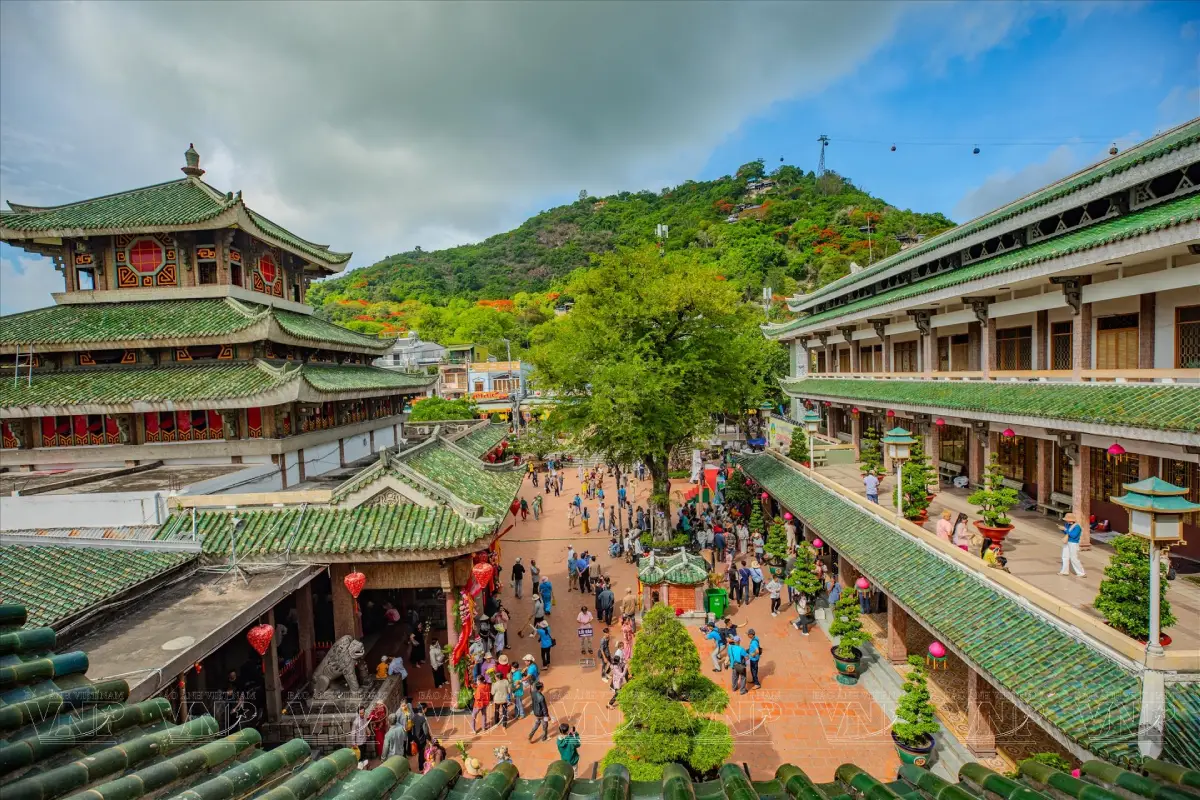 Visit the famous Ba Chua Xu Temple in Chau Doc, An Giang, one of the most important spiritual and cultural destinations in southern Vietnam. Discover traditional Vietnamese architecture, local religious traditions, and the vibrant atmosphere of the Mekong Delta pilgrimage site.